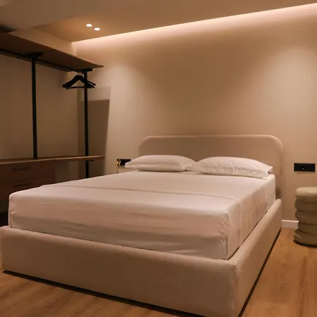 Solvea * Sarandë